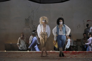 © Pascal Victor. © Pascal Victor.