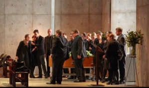 © Pierre Grosbois. © Pierre Grosbois.