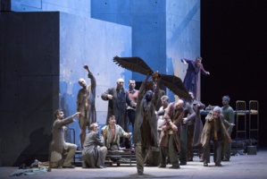 © Élisa Haberer/Opéra national de Paris. © Élisa Haberer/Opéra national de Paris.