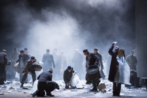 © Élisa Haberer/Opéra national de Paris. © Élisa Haberer/Opéra national de Paris.