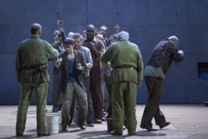 © Élisa Haberer/Opéra national de Paris. © Élisa Haberer/Opéra national de Paris.