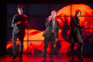 © Elizabeth Carecchio. © Elizabeth Carecchio.