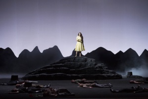 © Monika Rittershaus/Opéra national de Paris. © Monika Rittershaus/Opéra national de Paris.