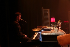 Ultime voyage imaginaire d'une légende du jazz… Nina Simone, femme révoltée, engagée et virtuose Ultime voyage imaginaire d'une légende du jazz… Nina Simone, femme révoltée, engagée et virtuose