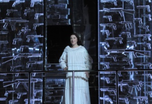 "Le Château de Barbe-Bleue" © C. Van der Burght. "Le Château de Barbe-Bleue" © C. Van der Burght.