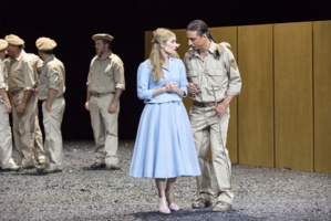 © Magali Dougados. © Magali Dougados.