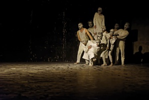 © Hervé Deroo. © Hervé Deroo.