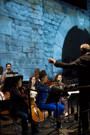 © Elizabeth Carecchio/OnP. © Elizabeth Carecchio/OnP.