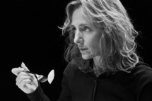 Sandie Masson © Pascaline Dargant. Sandie Masson © Pascaline Dargant.