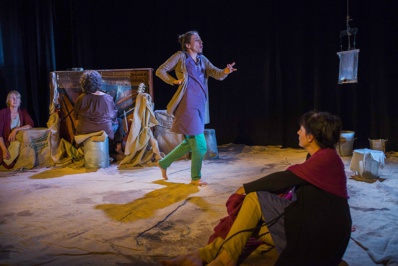 © Amin Toulors. © Amin Toulors.