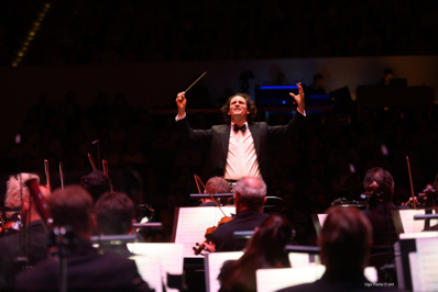 Alexandre Bloch à la tête de l'Orchestre National de Lille, l'exigence généreuse d'une aventure humaine et artistique