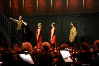 "Carmen" © Ugo Ponte/ONL. "Carmen" © Ugo Ponte/ONL.