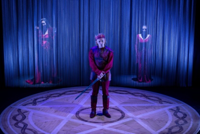 © Anthony Magnier. © Anthony Magnier.