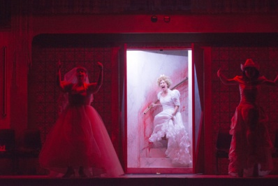 © Elizabeth Carecchio. © Elizabeth Carecchio.