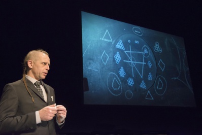 © Elizabeth Carecchio. © Elizabeth Carecchio.