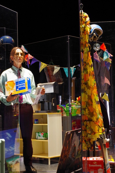 © Compagnie Maguy Marin. © Compagnie Maguy Marin.