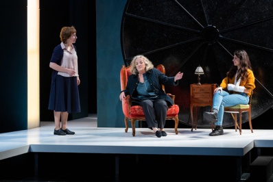 © Victor Tonelli. © Victor Tonelli.