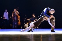 "Love Songs" par Danish Dance Theatre/Tim Rushton, les 20 et 21 juillet 2012 © Bjarke Ørsted.