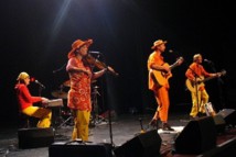Le Bal de Mandarine © Janguile Carpentier. Le Bal de Mandarine © Janguile Carpentier.