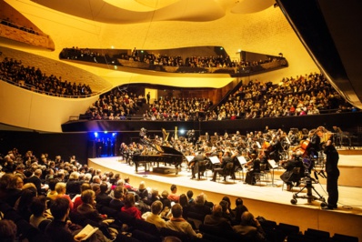 Concert en 2015 © Beaucardet. Concert en 2015 © Beaucardet.