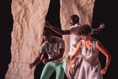 "Crépuscule" © Pierre Planchenault. "Crépuscule" © Pierre Planchenault.