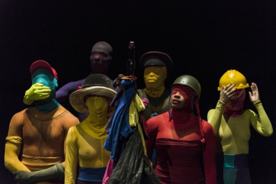 "Trottoir" © Fernanda Tafner. "Trottoir" © Fernanda Tafner.