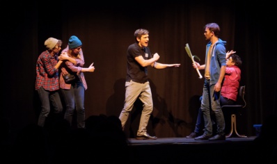 "Zaï Zaï Zaï Zaï" Road movie déjanté… Tout ça pour un poireau ! "Zaï Zaï Zaï Zaï" Road movie déjanté… Tout ça pour un poireau !