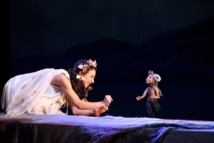 Éléonore Joncquez (Nymphe Brindosier) © Antonia Bozzi. Éléonore Joncquez (Nymphe Brindosier) © Antonia Bozzi.