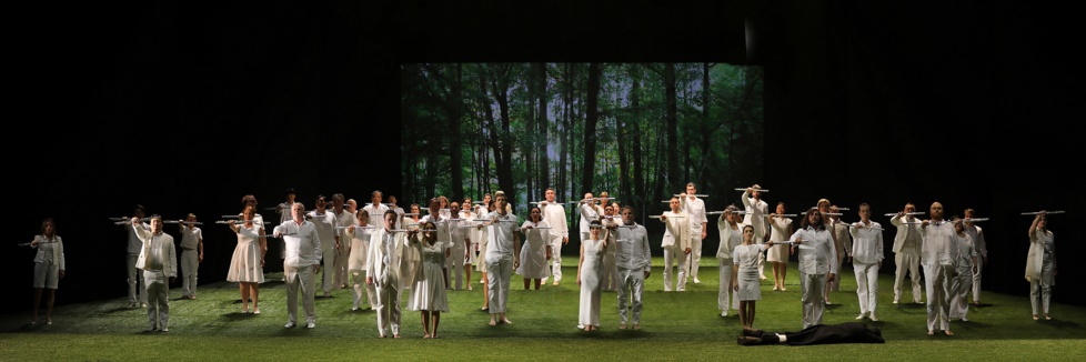 © Svetlana Loboff - OnP. © Svetlana Loboff - OnP.