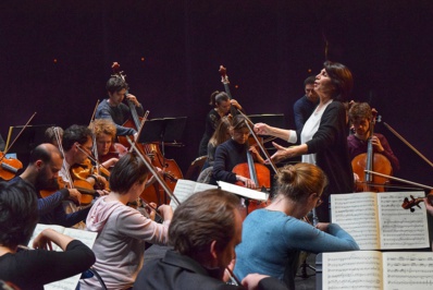 Paris Mozart Orchestra et Lucienne Renaudin Vary © Romain Fievet.