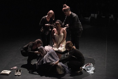 © Studio J'adore ce que vous faites. © Studio J'adore ce que vous faites.