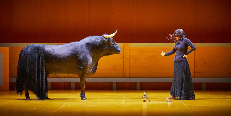 •In 2021• Liebestod - Histoire(s) du Théâtre III Mourir d'aimer… Aimer jusqu'à la déchirure, quand bien même devrions-nous en mourir… •In 2021• Liebestod - Histoire(s) du Théâtre III Mourir d'aimer… Aimer jusqu'à la déchirure, quand bien même devrions-nous en mourir…