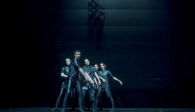 "Larsen C" © Pinelopi Gerasimou for Onassis Stegi. "Larsen C" © Pinelopi Gerasimou for Onassis Stegi.