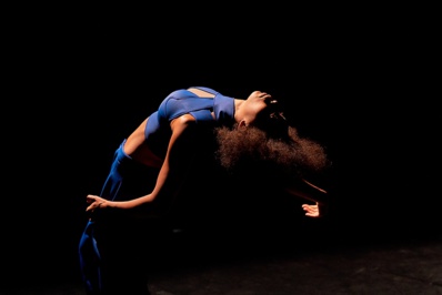 "Wo-Man" © Romain Tissot. "Wo-Man" © Romain Tissot.