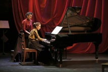 Une forme concertante sensible qui relie regards et gestes, voix humaine et musiques