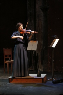 Une forme concertante sensible qui relie regards et gestes, voix humaine et musiques