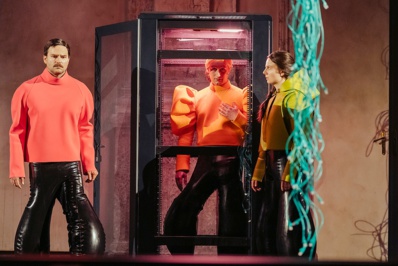 © Susanne Hassler-Smith. © Susanne Hassler-Smith.