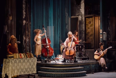 © Simon Gosselin. © Simon Gosselin.