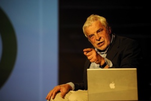 "Hôtel Europe"… une qualité de jeu au rendez-vous sur un propos un peu court "Hôtel Europe"… une qualité de jeu au rendez-vous sur un propos un peu court