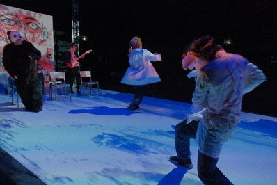 © Vincent Descotils. © Vincent Descotils.