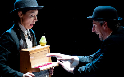 "Chapeau M. Satie !" © Thierry Méritan. "Chapeau M. Satie !" © Thierry Méritan.