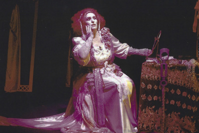 LdD pour le spectacle "Sarah Bernhardt" © Pierrette Dupoyet. LdD pour le spectacle "Sarah Bernhardt" © Pierrette Dupoyet.