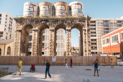 "Ça traverse" © Pierre Planchenault. "Ça traverse" © Pierre Planchenault.