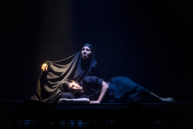 © Victor Tonelli. © Victor Tonelli.