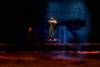 © Victor Tonelli. © Victor Tonelli.