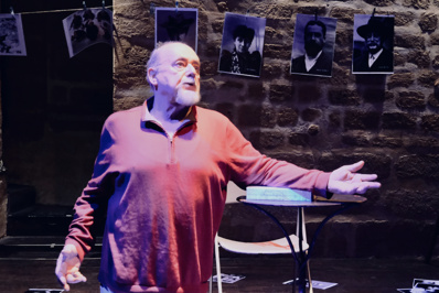 © R. Mandon. © R. Mandon.