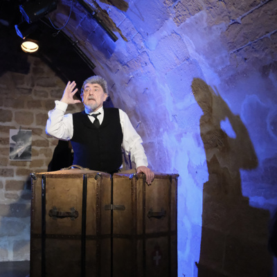 © R. Mandon. © R. Mandon.