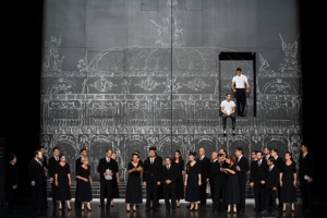 © Julien Benhamou/Opéra National de Paris.
