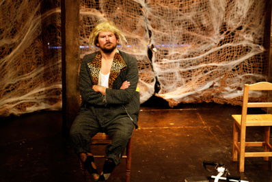 © Jonathan Imhof. © Jonathan Imhof.