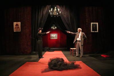 "L'Ours" © Guy Labadens. "L'Ours" © Guy Labadens.